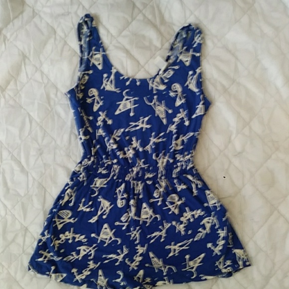 Summer/spring romper - Picture 1 of 2